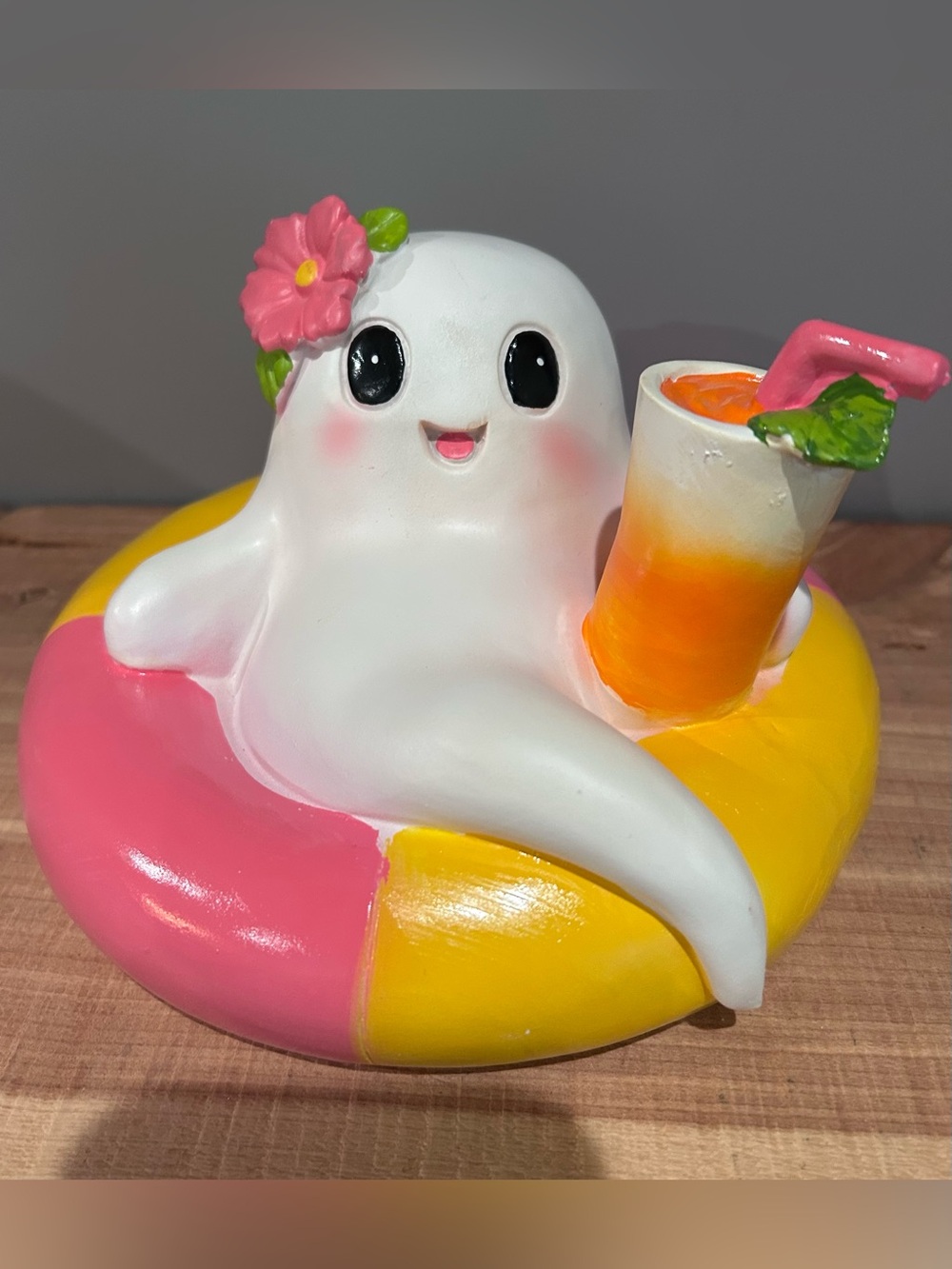 🍹Summerween Ghost on a Floatie with a Cocktail🍹